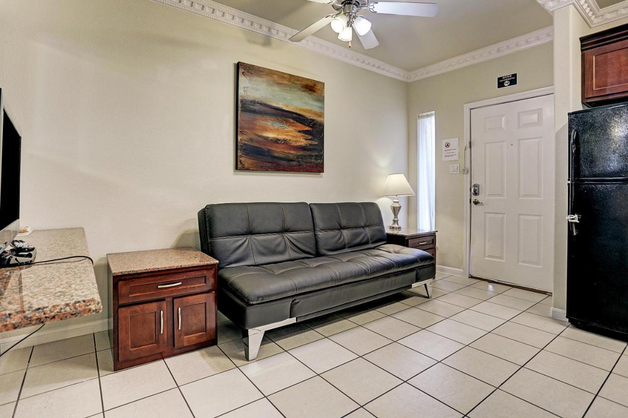 Villa Corporate 2 bedroom Suite Furnished Condo Houston Buitenkant foto